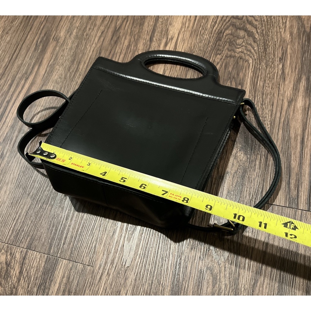 Madewell Leather Top Handle Toggle Crossbody Bag In Black - Picture 5 of 9